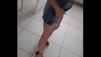 Saindo a mostrar a ppkinha na rua e pegar uber olha como ela ja tava td exitadinha e melada quando subi no carro Saindo a mostrar a ppkinha na rua e pegar uber olha como ela ja tava td exitadinha e melada quando subi no carro