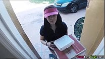 Kimber Woods delivers pizza and bangs customer for more tips Kimber Woods delivers pizza and bangs customer for more tips