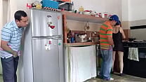 Sabes como me pongo cuando me tocas  debemos estar pendientes el cornudo nos observa  Sabes como me pongo cuando me tocas  debemos estar pendientes el cornudo nos observa