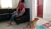 MI HERMANASTRA MI PONE LA MASCARA Y ME SACA LA LECHE EN LA SALA MI HERMANASTRA MI PONE LA MASCARA Y ME SACA LA LECHE EN LA SALA