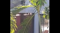 yoga espiando vecina