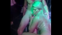 Katharine Madrid e Vagninho sexo em p uacute blico blowjob no palco da Happy Space night Club
