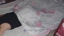 Despert eacute  a la empleada dom eacute stica para que me diera sexo  disfrutamos bastante