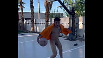 Ball up top AlexisFawx Ball up top AlexisFawx