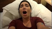 Hot Chick Swallowing cum Hot Chick Swallowing cum