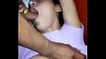 Peque ntilde a latina puta hace un tr iacute o con su esposo y su amigo y graban todo en video casero Peque ntilde a latina puta hace un tr iacute o con su esposo y su amigo y graban todo en video casero