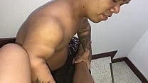 inocente morena pide auxilio a enano al haberse ca iacute do sin saber que este viene con la intenci oacute n de darle su buena follada inocente morena pide auxilio a enano al haberse ca iacute do sin saber que este viene con la intenci oacute n de darle su buena follada