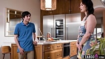 Big ass MILF stepmom Siri Dahl anal fucked by her tiny stepson in the kitchen Big ass MILF stepmom Siri Dahl anal fucked by her tiny stepson in the kitchen