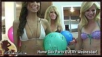 Sexy Webcam Girls Play Balloons