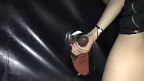 Neg atilde o fudendo a magrinha no glory hole Neg atilde o fudendo a magrinha no glory hole
