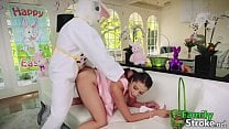 Innocent Teen 039 s Pascua Bunny Fucking Full HD FamilyStroke