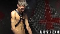 Dominant twink shows us what bareback sex is all about