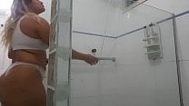 Caiu na Net Minha Esposa tomando banho se preparando para transar com 4 Negros Superdotados Caiu na Net Minha Esposa tomando banho se preparando para transar com 4 Negros Superdotados