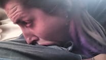 Putita enojada le chupa la pija a un desconocido en el bus Putita enojada le chupa la pija a un desconocido en el bus