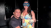 Marido liberou a esposa Jessica Casadinha pra fazer filme porno pela primeira vez e gravei ela fudendo com Leo Ogro na cabine da festa de swing Marido liberou a esposa Jessica Casadinha pra fazer filme porno pela primeira vez e gravei ela fudendo com Leo Ogro na cabine da festa de swing