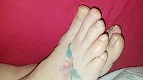 Cumming on wifes feet