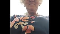 Oma zonder slipje Oma zonder slipje