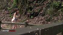 Amateur Babe Gives Hot Outdoor Blowjob with Sloppy Skill for Cumshot Glory