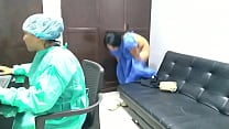 me hace el chequeo de rutina la ginec oacute loga y esta vez no se que tenia que estaba tan cachonda y me comienza a lamer el co ntilde o me hace el chequeo de rutina la ginec oacute loga y esta vez no se que tenia que estaba tan cachonda y me comienza a lamer el co ntilde o