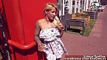Blonde sportliche deutsche tattoo teen hat ein Usertreffen outdoor ohne kondom Blonde sportliche deutsche tattoo teen hat ein Usertreffen outdoor ohne kondom
