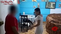 Mi tio llego con una botella de vino y me embarra mi cara con su leche Mi tio llego con una botella de vino y me embarra mi cara con su leche