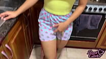 Hijastro pervertido me habla de cosas sucia y me calienta tanto que me deje coger tengo sexo con mi hijastro de polla grande Hijastro pervertido me habla de cosas sucia y me calienta tanto que me deje coger tengo sexo con mi hijastro de polla grande