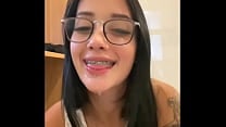 JOI Aluna safada precisa passar de ano e chupa professor ate receber leitinho na cara Flaming JOI Aluna safada precisa passar de ano e chupa professor ate receber leitinho na cara Flaming