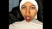 NUN LIKES TO SWALLOW CUM 
