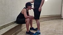 Sapat atilde o machinho teve que dar a buceta e chupar pau pela primeira vez por n atilde o ter dinheiro para pagar uma aposta que fez Sapat atilde o machinho teve que dar a buceta e chupar pau pela primeira vez por n atilde o ter dinheiro para pagar uma aposta que fez