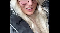 Femme  agrave  lunette  femme  agrave       N rsquo h eacute site pas  agrave  me demander ta vid eacute o     Femme  agrave  lunette  femme  agrave       N rsquo h eacute site pas  agrave  me demander ta vid eacute o