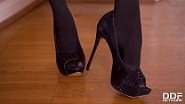 Super hot milf Amber Jayne footjobs in stockings and fucks in bare feet Super hot milf Amber Jayne footjobs in stockings and fucks in bare feet