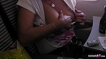 Titten raus im Flugzeug Fick mit Poolboy Deutsch Mutter im Urlaub Titten raus im Flugzeug Fick mit Poolboy Deutsch Mutter im Urlaub