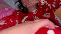 Visito a la SOBRINA de mi esposa en su cuarto y AS Iacute de F Aacute CIL la agarro acostadita en su Cama Visito a la SOBRINA de mi esposa en su cuarto y AS Iacute de F Aacute CIL la agarro acostadita en su Cama