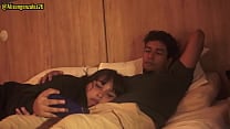Mirando Netflix con mi hermanastra pero no pude evitar meter mi pene en su boca casi nos descubren Mirando Netflix con mi hermanastra pero no pude evitar meter mi pene en su boca casi nos descubren