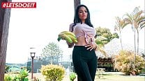 Petite Latina gets picked up and fucked in Columbia Petite Latina gets picked up and fucked in Columbia