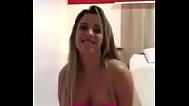 Qual nome dela    Alguem tem mais videos dela   