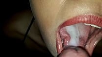 Mexicana sexy succiona el pene de su hermanastro asta sacar todo el semen y ella lo escupe por que no le gusto el sabor Mexicana sexy succiona el pene de su hermanastro asta sacar todo el semen y ella lo escupe por que no le gusto el sabor
