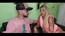 Fudi com a melhor amiga da minha esposa quando ela foi na padaria Fudi com a melhor amiga da minha esposa quando ela foi na padaria