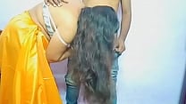 गली में नई पडोसन ने सामान बिठाने के बहाने बुलाया गली में नई पडोसन ने सामान बिठाने के बहाने बुलाया