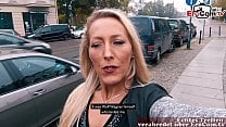 Deutsche Frau schleppt eine Frau ab zu einem Lesbensex EroCom Date Deutsche Frau schleppt eine Frau ab zu einem Lesbensex EroCom Date