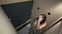 Estava com tanto tes atilde o que fodi no GloryHole com um desconhecido e acabei ficando cheia de porra na buceta 