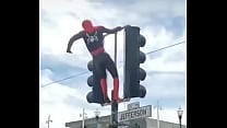 HOMEM ARANHA REBOLANDO GOSTOSO NO SINAL HOMEM ARANHA REBOLANDO GOSTOSO NO SINAL
