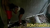 MORENO DA FAVELA DO RIO DE JANEIRO ESTAVA FAZENDO CAMINHADA E ENCONTROU UMA SAFADINHA QUE ADORA FUDER NA RUA MORENO DA FAVELA DO RIO DE JANEIRO ESTAVA FAZENDO CAMINHADA E ENCONTROU UMA SAFADINHA QUE ADORA FUDER NA RUA