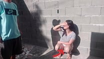 chamei o vizinho pedreiro para fazer um or ccedil amento acabei mostrando a calcinha sem querer tive que entrar na rola chamei o vizinho pedreiro para fazer um or ccedil amento acabei mostrando a calcinha sem querer tive que entrar na rola