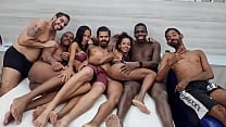Bastidores de uma mega suruba com as safadas Yasmin Ribeiro e Afrodite Hotwife Bastidores de uma mega suruba com as safadas Yasmin Ribeiro e Afrodite Hotwife