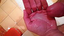 Cumming in my hand