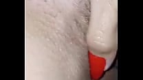 Hairy pussy Se masturba la penetro y acabo en ella luego la depilo por completo Buscanos tambi eacute n juanlatino4