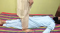 Indian Desi Bhabhi ki Chut ki Aag Bhujai Servant kay Moty Lulay Ny Servant ny Lula Mu mai Dal Diya Indian Desi Bhabhi ki Chut ki Aag Bhujai Servant kay Moty Lulay Ny Servant ny Lula Mu mai Dal Diya