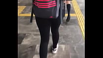Leggins tra iacute a cachetero negro con encaje blanco Leggins tra iacute a cachetero negro con encaje blanco