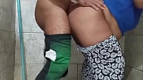 Professor come a buceta a aluna evang eacute lica no banheiro da escola Professor come a buceta a aluna evang eacute lica no banheiro da escola